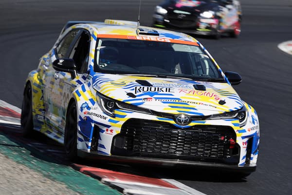 トヨタがタイ25時間レースに水素カローラで参戦