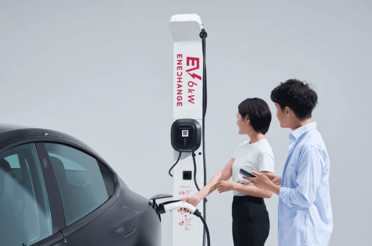 エネチェンジ、EV充電インフラ事業の拡大へ15億円調達