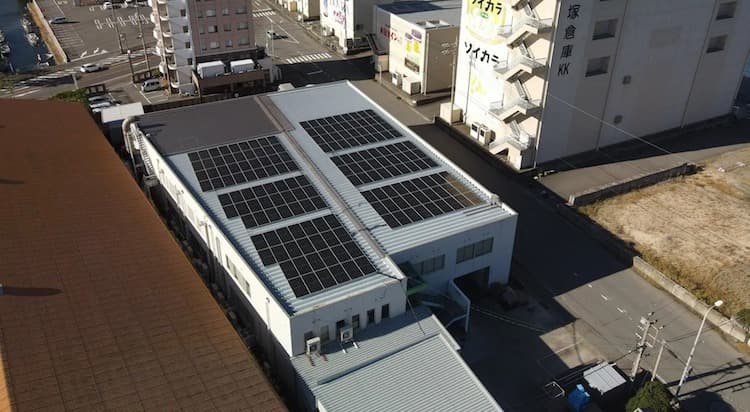 ワイヤーエナジー、徳島の3企業5施設に自家消費型太陽光を設置