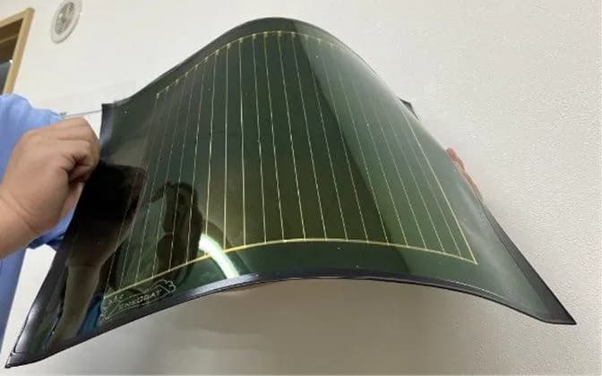 日揮HD、国内初・物流施設でペロブスカイト太陽電池の実証