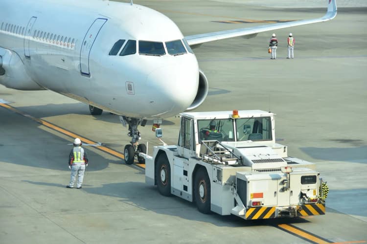空港内専用車両のEV・FCV化を支援、環境省補助事業　公募開始