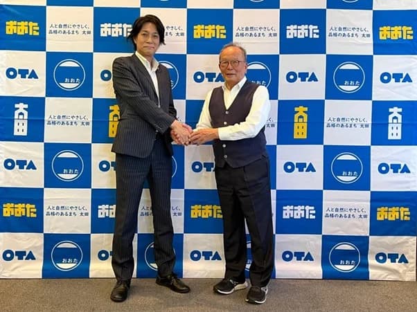 エプソン、機密性保つ新型「ペーパーラボ」で紙資源循環を実証　太田市と合意