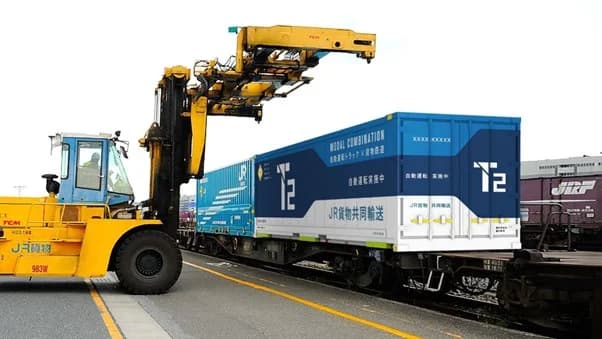 JR貨物ら5社、自動運転トラックと貨物鉄道で物流効率化へ　実証を検討