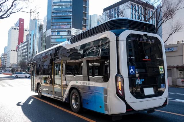 都、2035年度までに燃料電池商用車約1万台導入へ　新目標設定