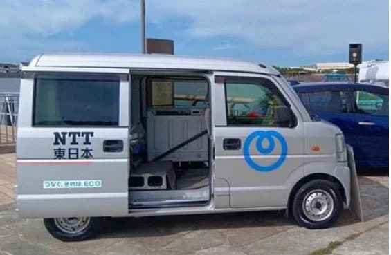 越谷市、災害時にEV搭載可搬型バッテリーで電力供給　NTT東日本らと連携