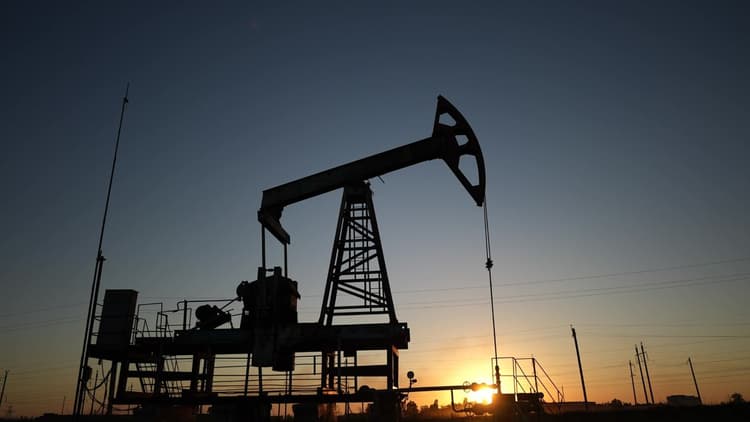 OPECプラスの積極増産、日本経済に恩恵　株安リスクも