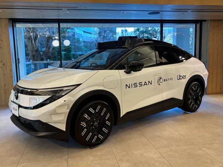 「安いEV」でロボタクシー普及へ　日産×ウーバー、26年に都内実証