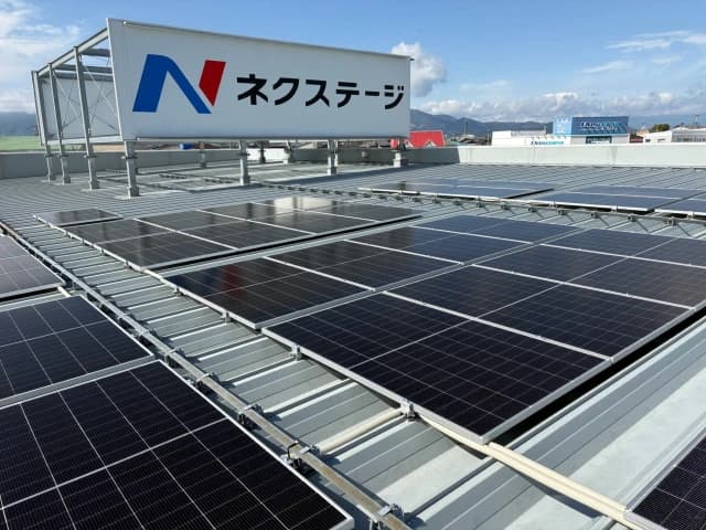 中古車ネクステージ、18店舗に屋根上太陽光　PPAで年114万kWh発電