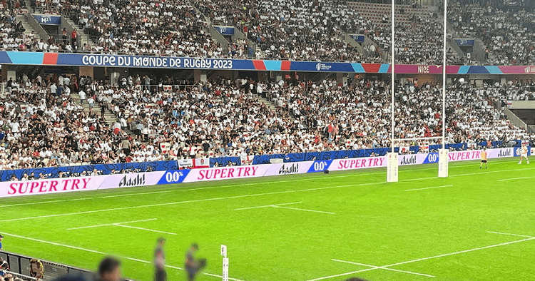フランスの法規制を乗り越えた工夫、「SUPER TRY」に至った背景とは