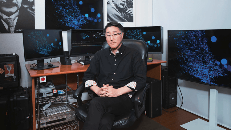 暗闇の先に、確かな「光」を求めて 演出の魔法と共感の物語が紡ぐ、これからの表現のあり方