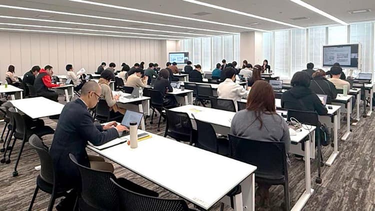 IR情報を従業員に届く言葉に ワコールHDが進める社内コミュニケーション