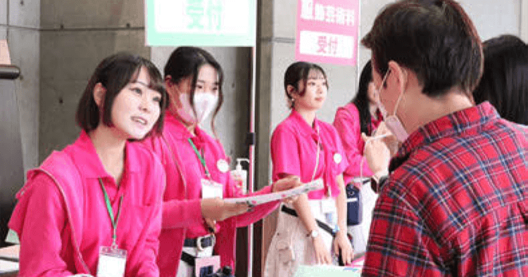 学生広報スタッフを育て高校生の憧れの存在に