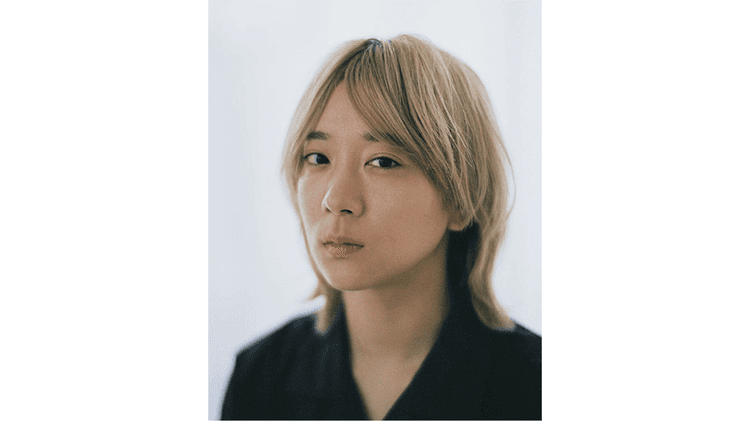 あたらしい人(11月号表紙:伊澤彩織さん)