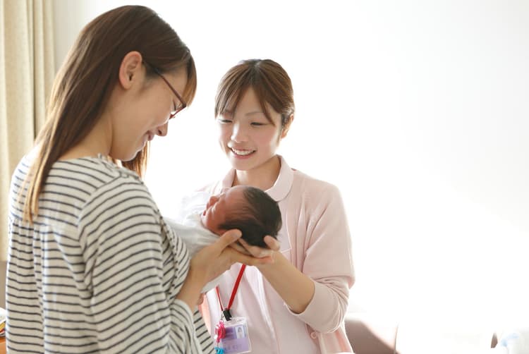 医療にもっとクリエイティブ発想を!葵鐘会が「Mother Book」で目指したもの