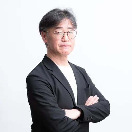 村林 栄一 の写真