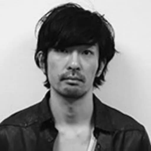 久保 馨 の写真