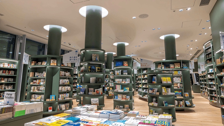 “読む前後” までデザインできるか 知的興奮が沸き立つ書店