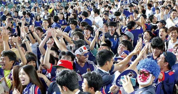 千葉ロッテマリーンズ「謎の魚」、仕掛け人に聞く!