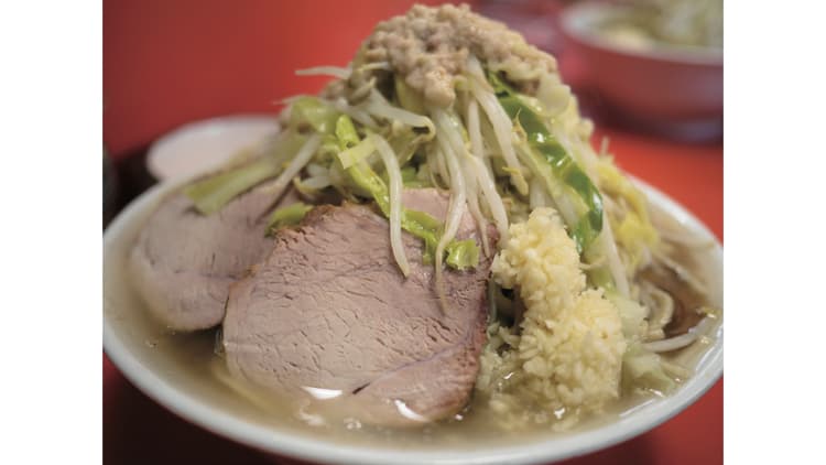 「ラーメン二郎」はなぜ、 プロモーションをせず人気店になれたのか