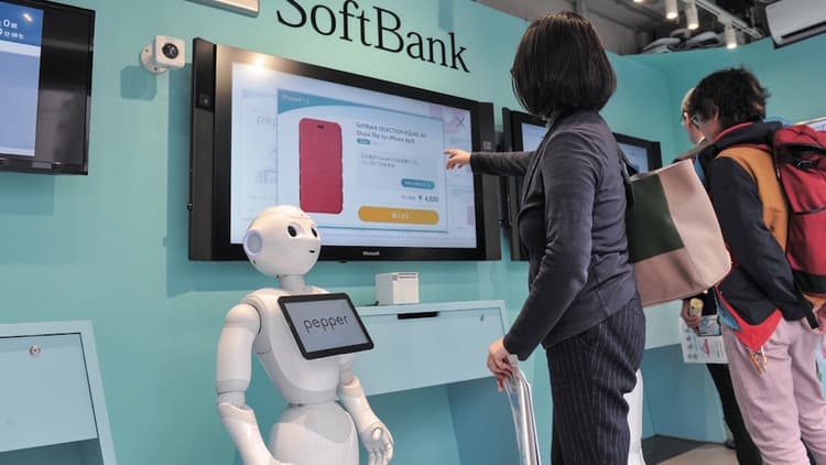 ロボットは店員になれるのか?Pepperを活用した実験的集客施策
