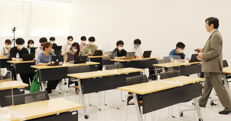 授業で学生たちが挑戦!専門職大学でなぜ販促コンペに取り組むのか