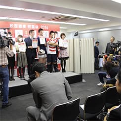 若手社員の熱意と対応力に感動 松屋銀座の福袋社内選考会に潜入!