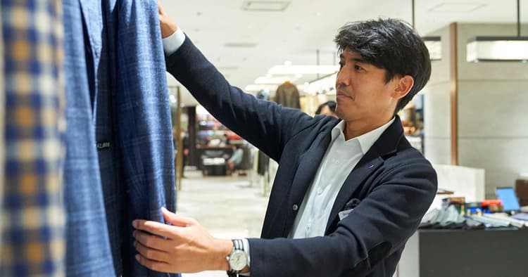 VIPからの指名が絶えない外商部員 接客の基本は「挨拶」と「感謝」