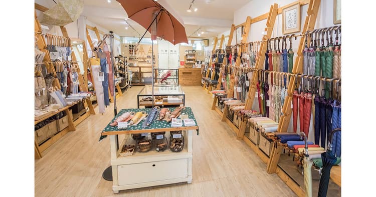 洋傘製造で90年超の老舗 店舗売上は8年で6倍に