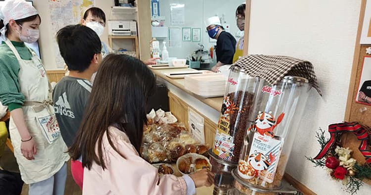 子ども食堂や小学校と連携し朝食欠食・孤食の課題解決へ