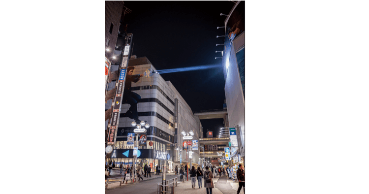 どう実現した?渋谷の街に光る「霊丸」