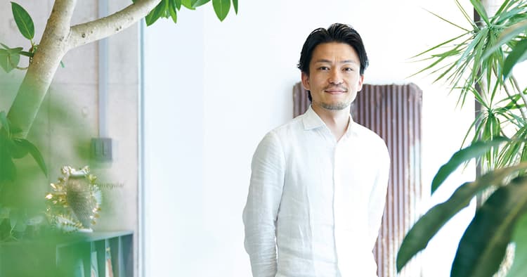 クリエイティブの力で、社内や社会の無関心を打破し、変化や挑戦を後押し