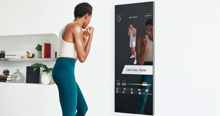 自宅をフィットネスジムにする インタラクティブな鏡「MIRROR」 競合はジムではなく、スマホやPC?