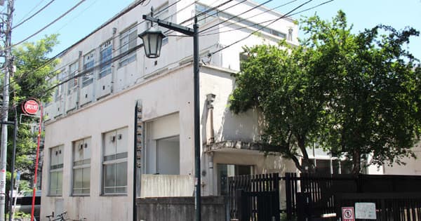 吉本興業の遅すぎた記者会見 日大アメフット事件と酷似