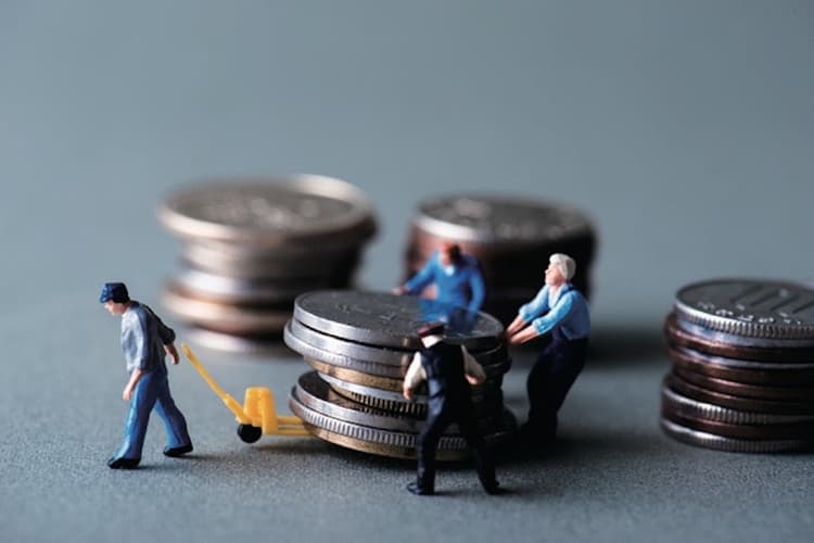 各企業が進める間近に控えた消費増税への対策とは