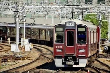 阪急電鉄が太陽光発電PPA契約、新たに25MW分 昼間電力の6割再エネ化