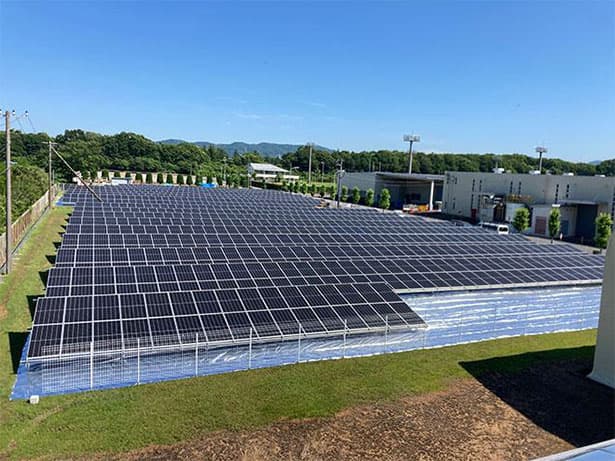 岩崎電気子会社、LED照明工場に自家消費型太陽光