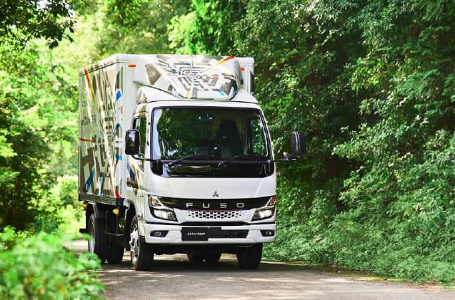 三菱ふそうトラック、EV電欠時に代替輸送を補償