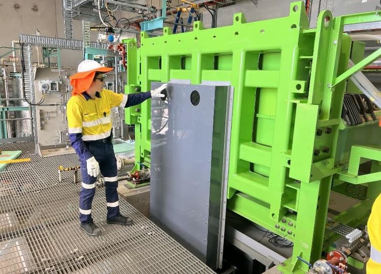 ENEOS、豪州に水素キャリアMCHの製造実証設備を稼働 再エネで製造