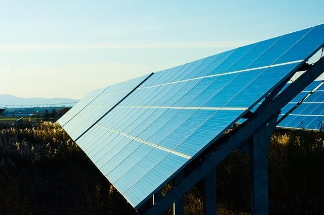 英オクトパスエナジー、日本の太陽光発電所に投資 250MW規模の新設支援