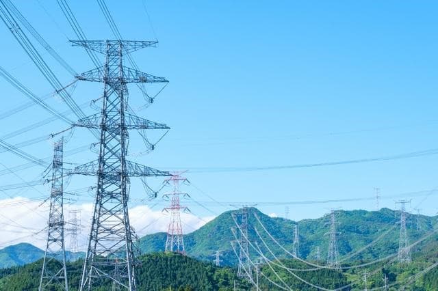 2024年に「発電側課金」導入、再エネ発電所の扱いは? 電力監視委