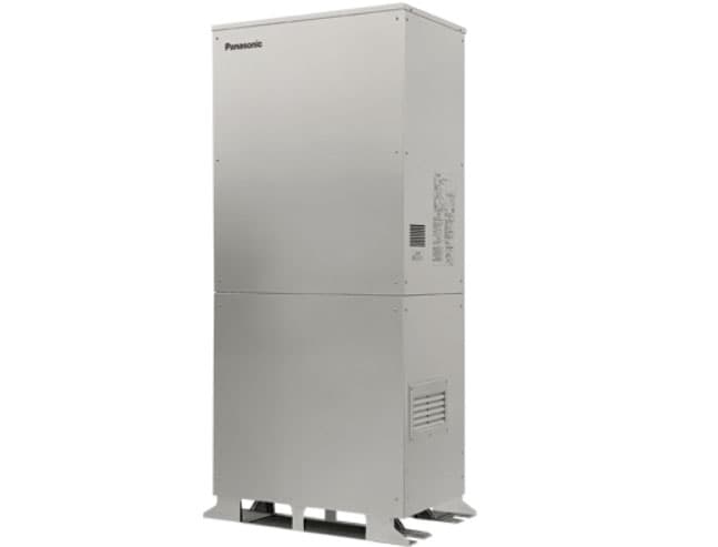 パナソニック、純水素型燃料電池5kWタイプに新製品 三相三線に対応
