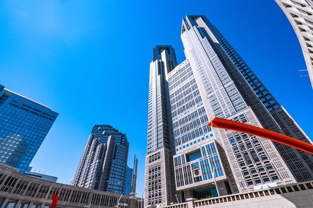 東京都、事務所等の省エネ診断・設計・改修に補助金 建物の構造木質化も支援