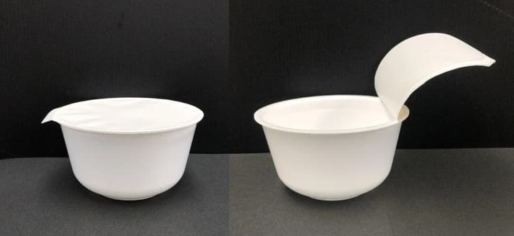 TOPPAN、カップ麺フタのアルミ箔を不使用に 製造時のCO2約3割削減