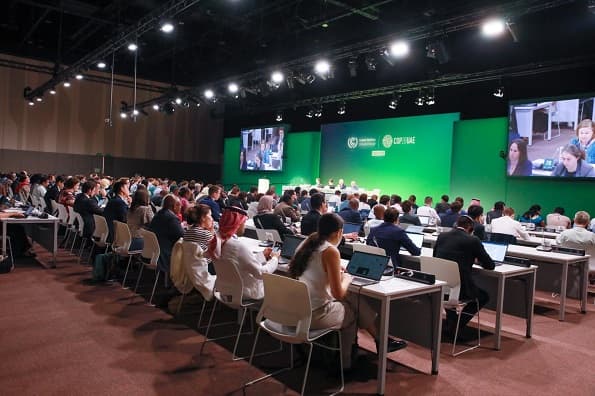 「化石燃料からの脱却」に合意 地球沸騰化時代のCOP28結果の主要点