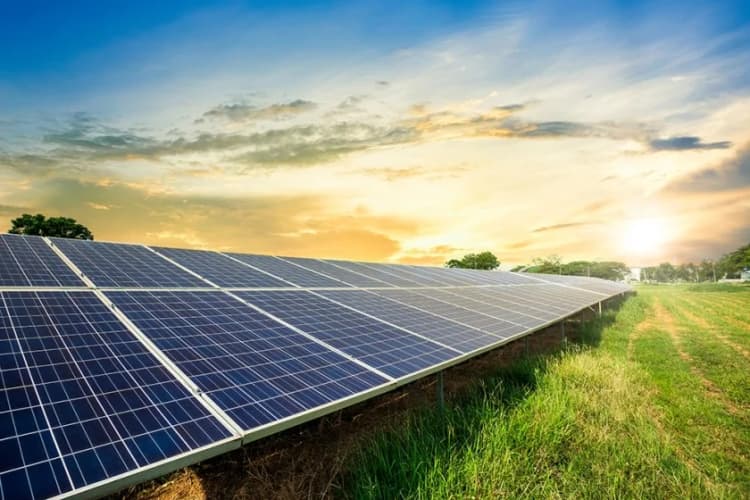 丸紅、Non-FIT低圧太陽光発電所の一括販売でスマートエナジーらと連携