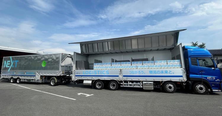 サントリー、ダイキンとダブル連結トラックによる往復輸送で環境負荷低減