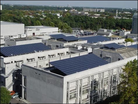 NEDO、建物設置型太陽光の安全性確保へ 設計・施工ガイドラインを策定
