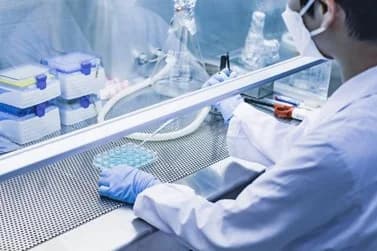 創薬プロセスを脱炭素化 脱炭素化支援機構がシンクサイトに出資