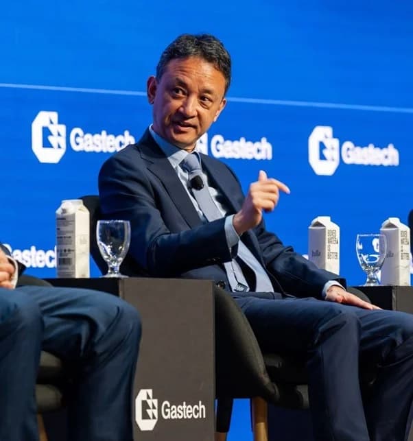 JERA会長可児氏が登壇 LNGの未来とエネ移行に向けたビジネスの再構築を語る