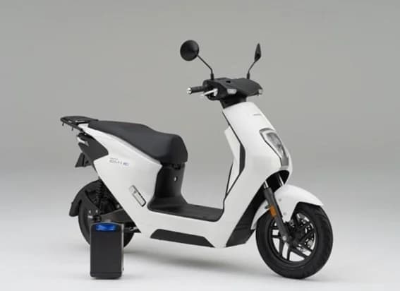 ホンダ、スウェーデンで電動二輪のバッテリーシェア実証